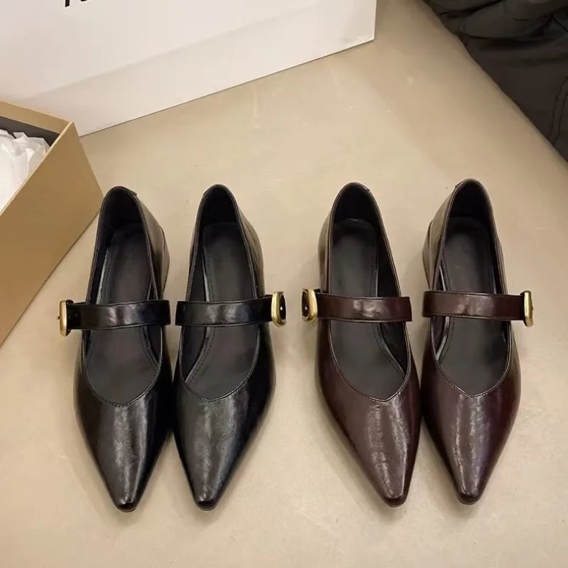 New soft soled low heeled women's shoes with pointed tips thick heels solid color simple comfortable single shoes