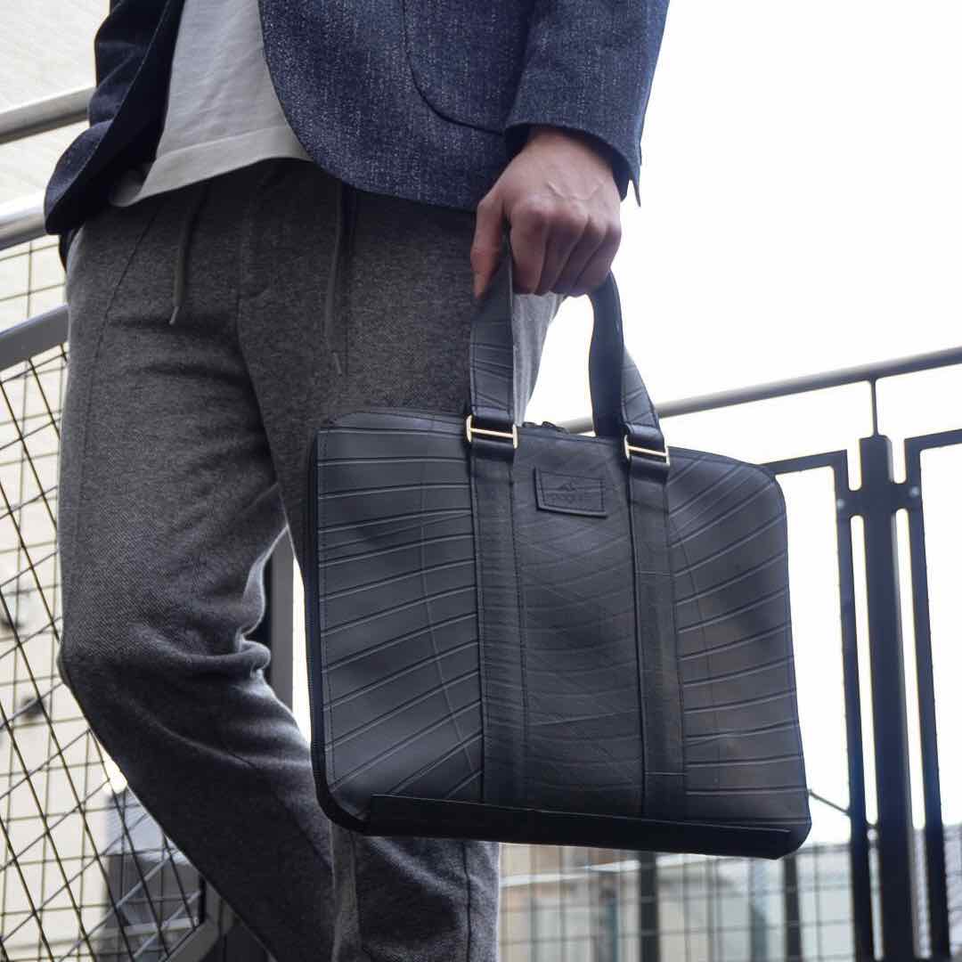 Slimline Inner Tube Padded Vegan Laptop Bag-1